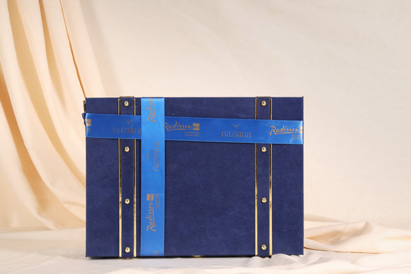 Royal Sapphire Rakhi Chest