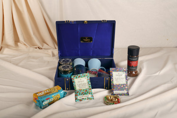 Royal Sapphire Rakhi Chest
