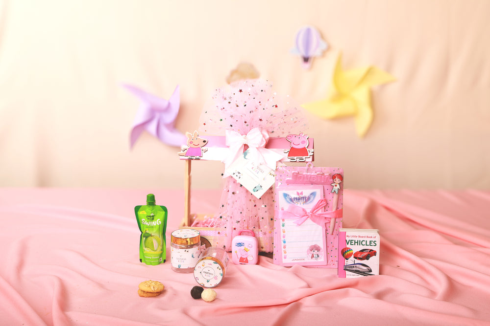 Peppa Pink Adventure Hamper