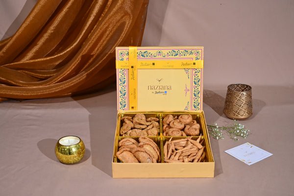Royal Snack & Sweet Box