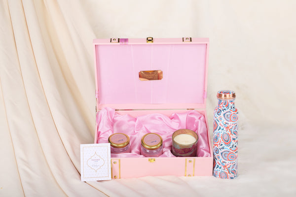 The Vintage Radiance Trunk